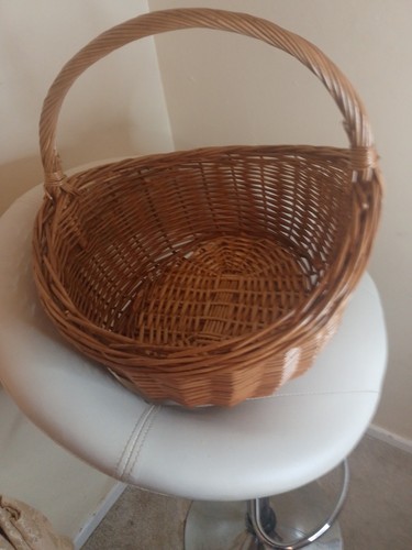 Large wicker basket - wicker, with