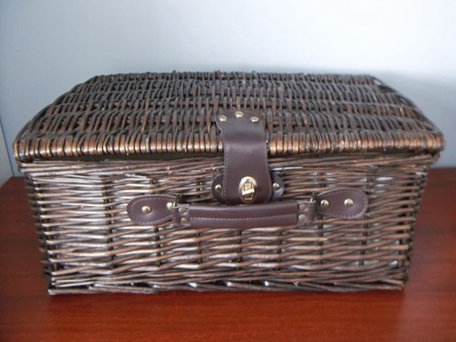 Large dark wicker - large,