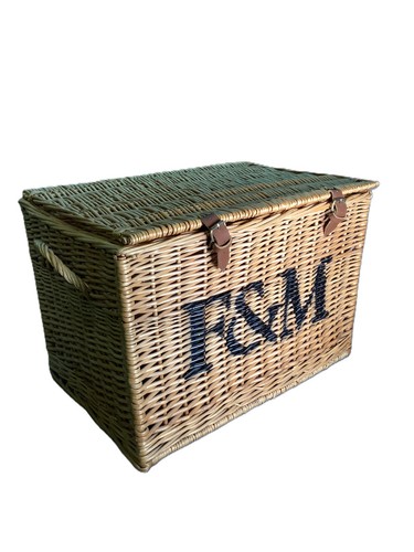 Large wicker basket - &,