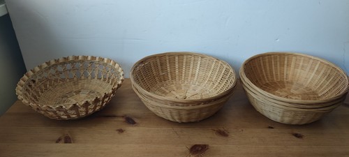 Mixed woven wicker display - x,