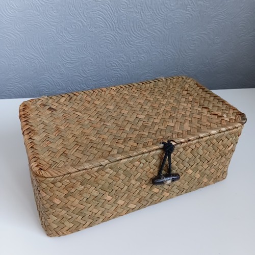 Rectangular wicker basket with - wicker,